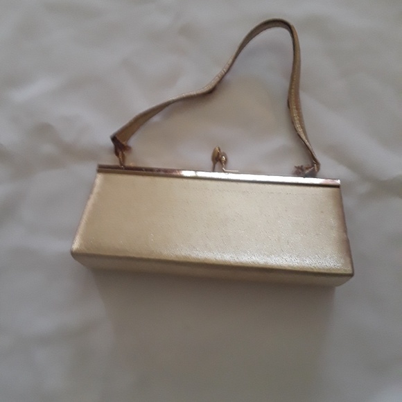 Gold clutch - Picture 2 of 2
